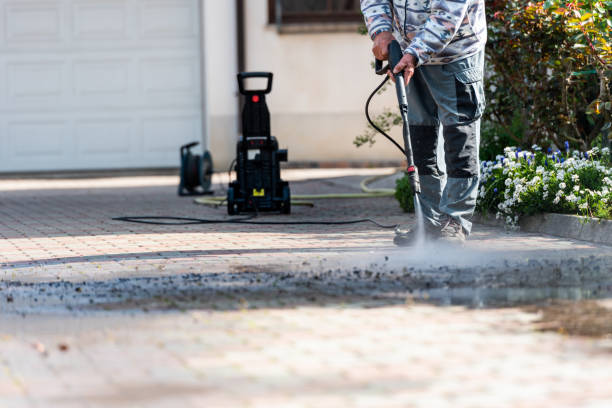 Best Pressure Washing Siding  in Indnola, IA