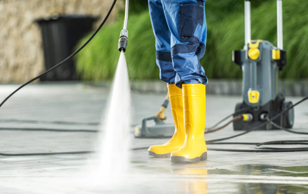 Why Choose Our Certified Pressure Washing Experts for Your Project Needs in Indianola, IA?